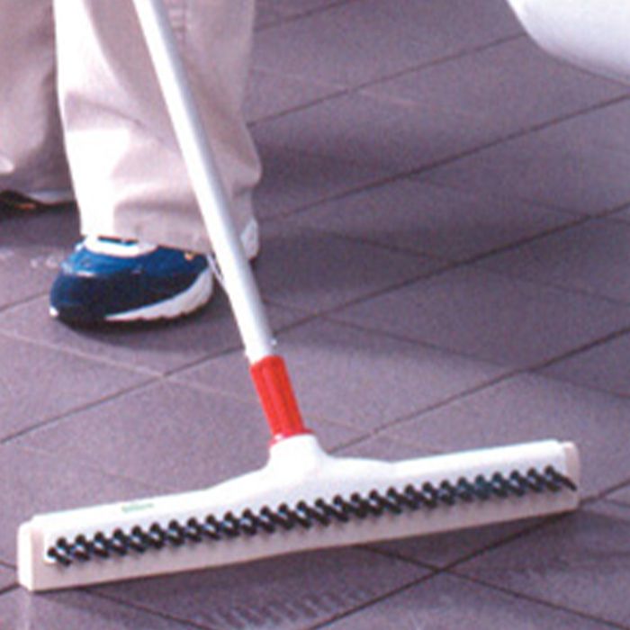 Brosse combi sanitaire